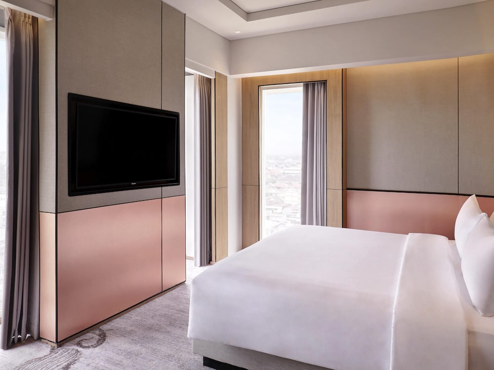 Executive, Suite, King Bed