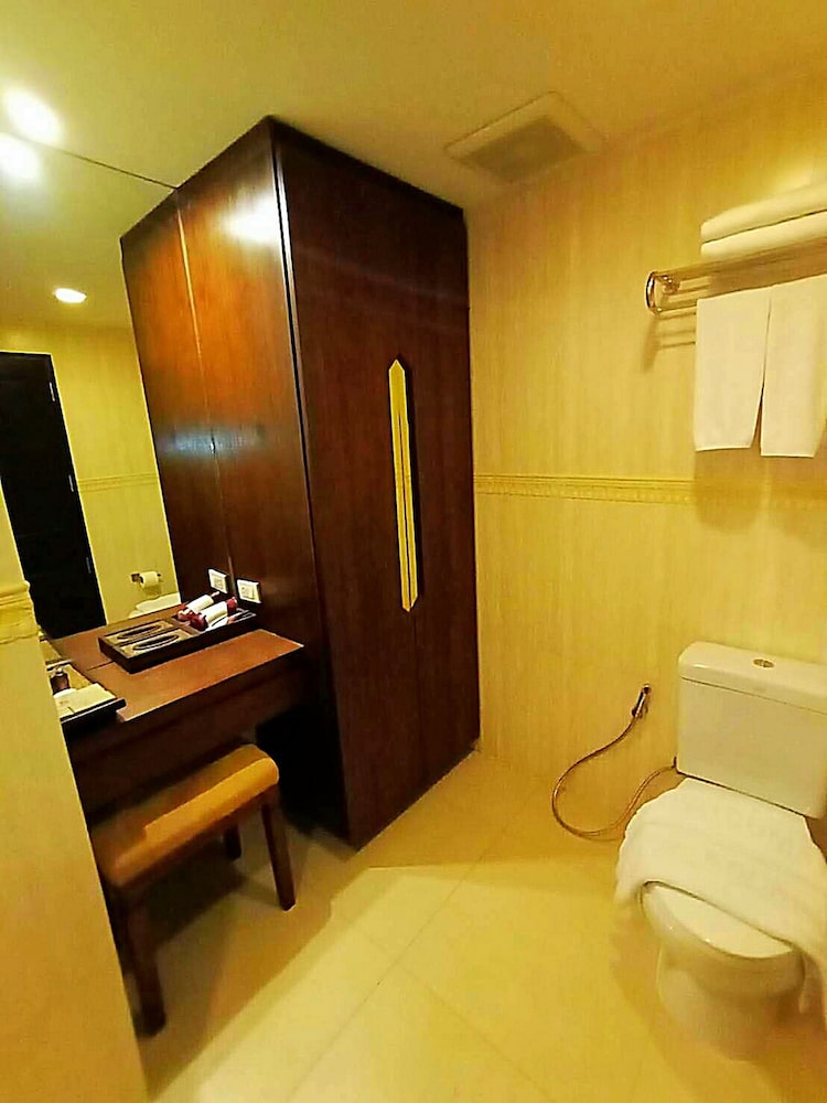 Royal Thai Pavilion Jomtien Boutique Resort 35/78