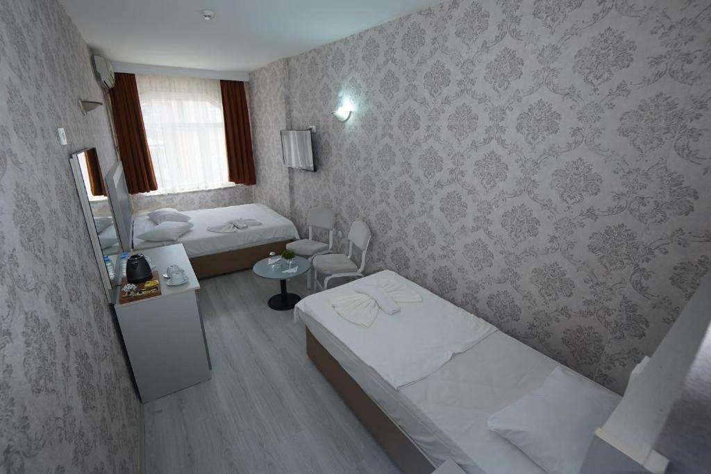 غرفة ثلاثية، Topkapi Sabena Hotel 6/6