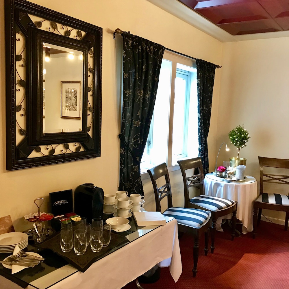 Reenskaug Hotel 27/50