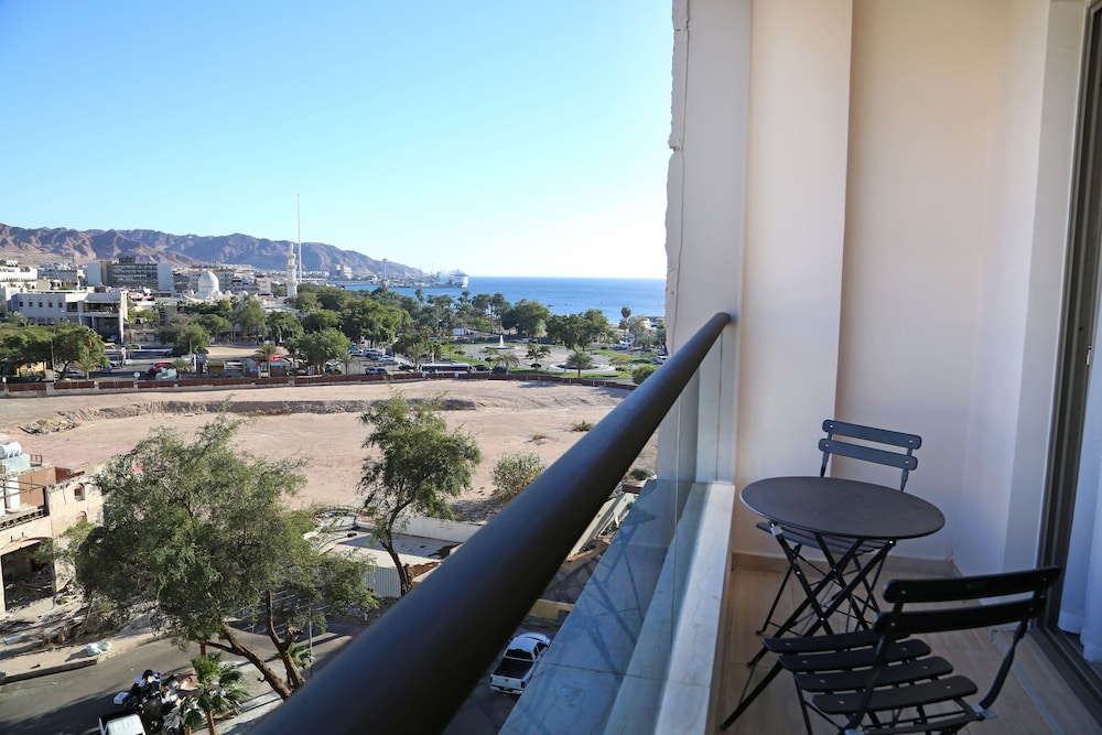 Lacosta Hotel 32/32
