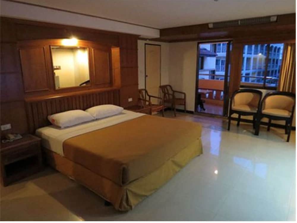 Aa Pattaya Residence 19/24