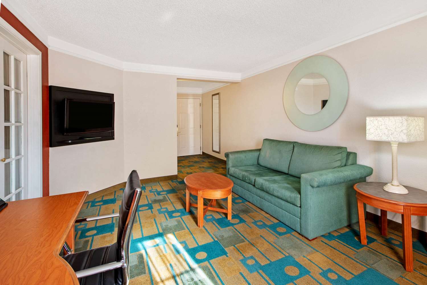 La Quinta Inn & Suites by Wyndham Albuquerque West 9/21