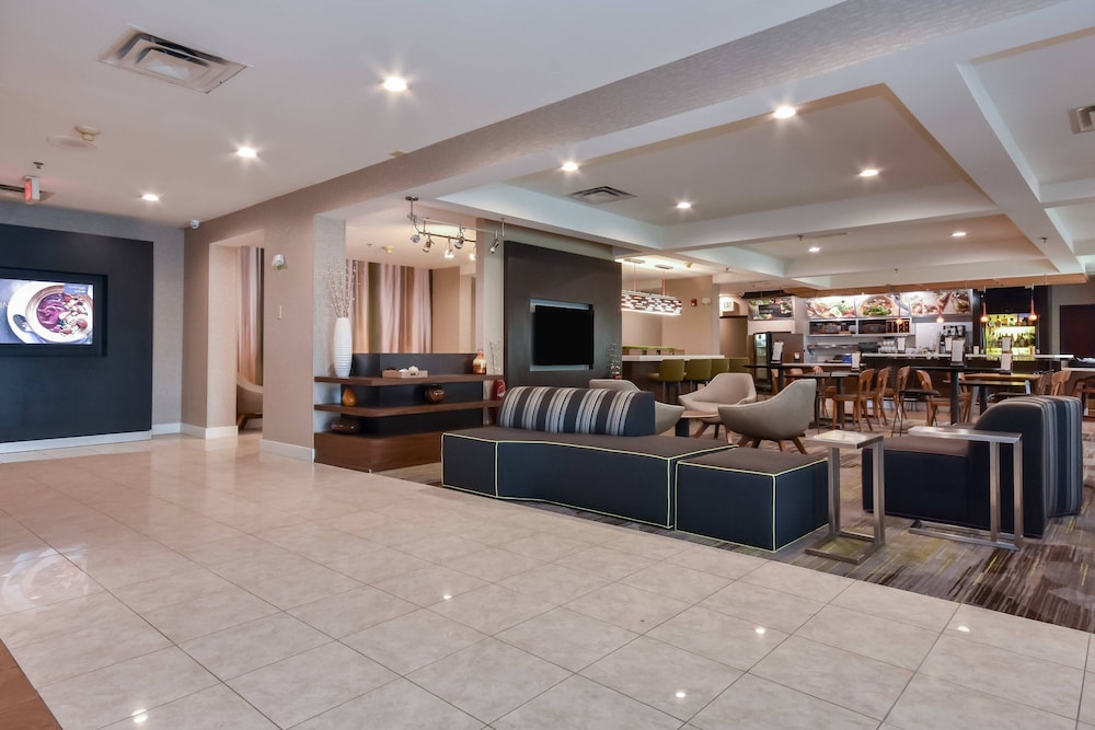 Courtyard by Marriott Charlotte Lake Norman 6/40