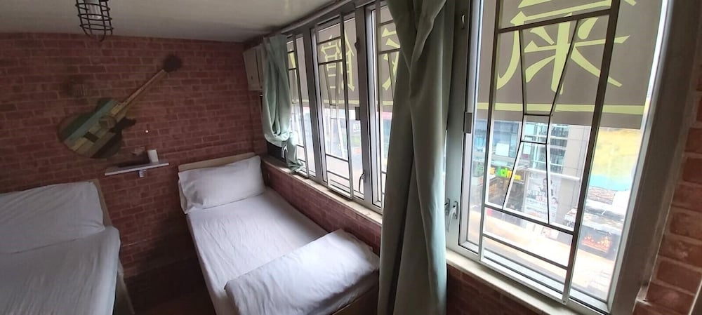 Tempo Inn-Cozy@National Court 26/63