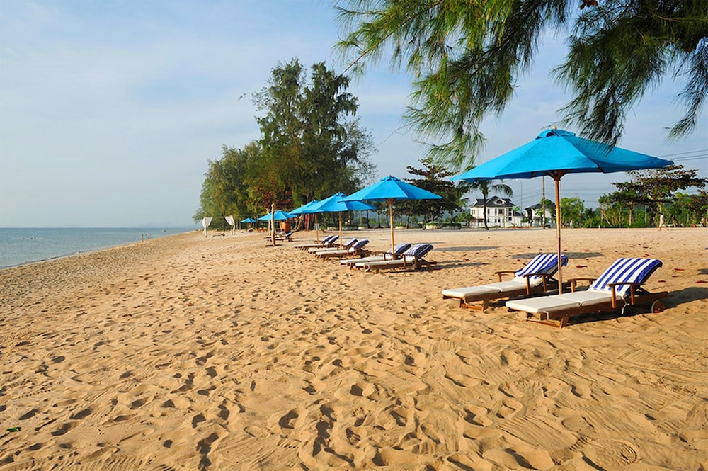 Kosmos Phu Quoc Villa 21/26