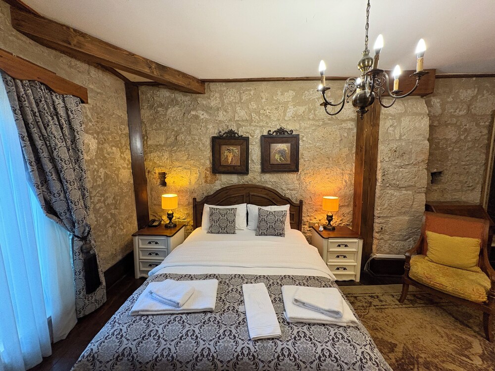 Kyrenia Palace Boutique Hotel 24/50