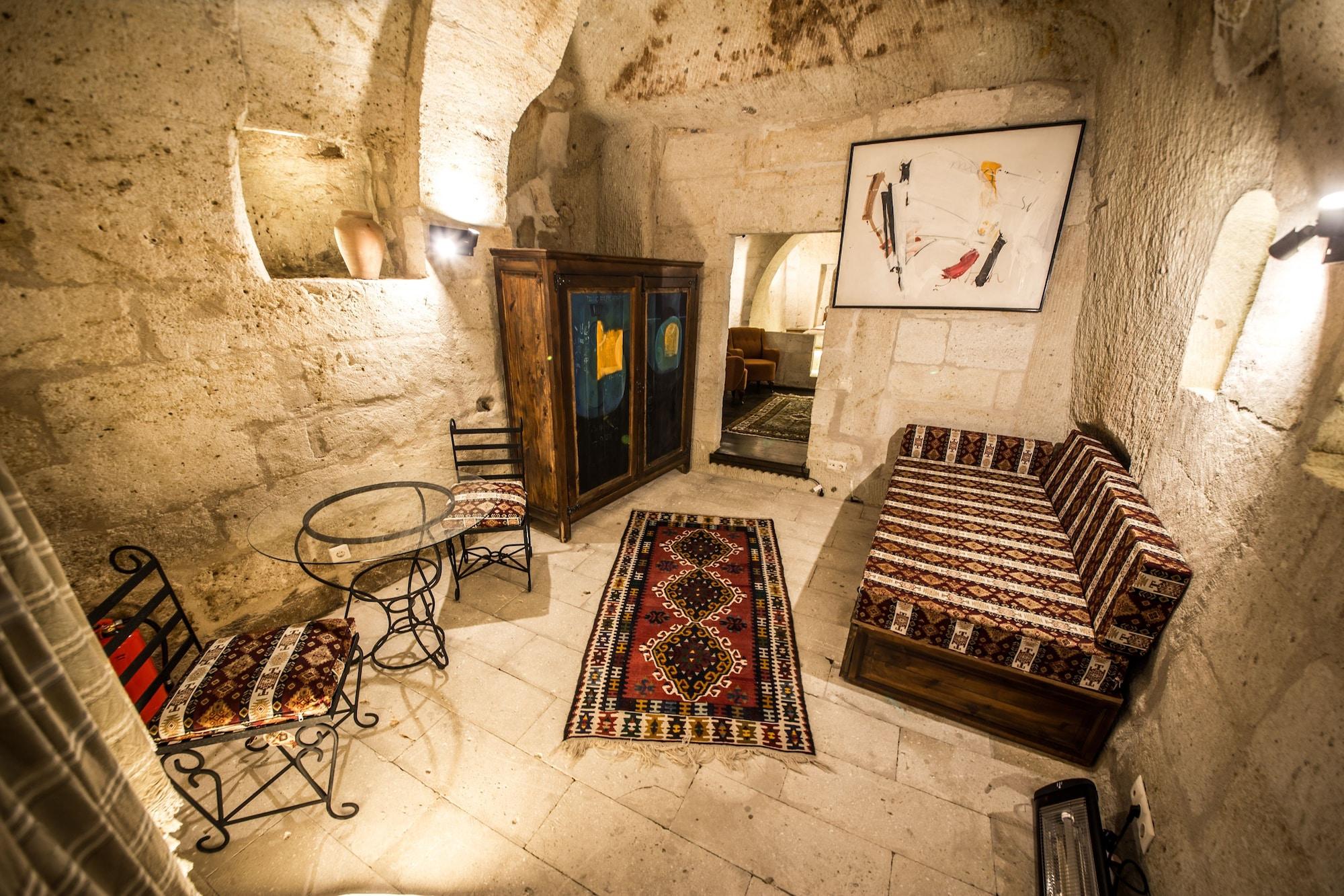 Harkasos Cave Hotel 24/39