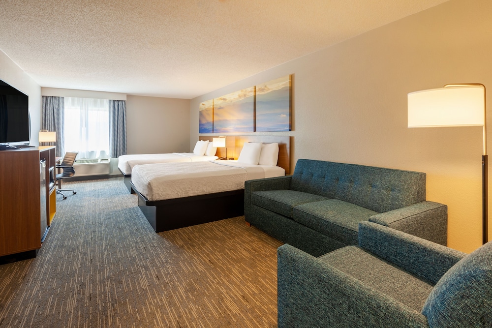 Days Inn by Wyndham Sturtevant / Racine / Mount Pleasant 63/78
