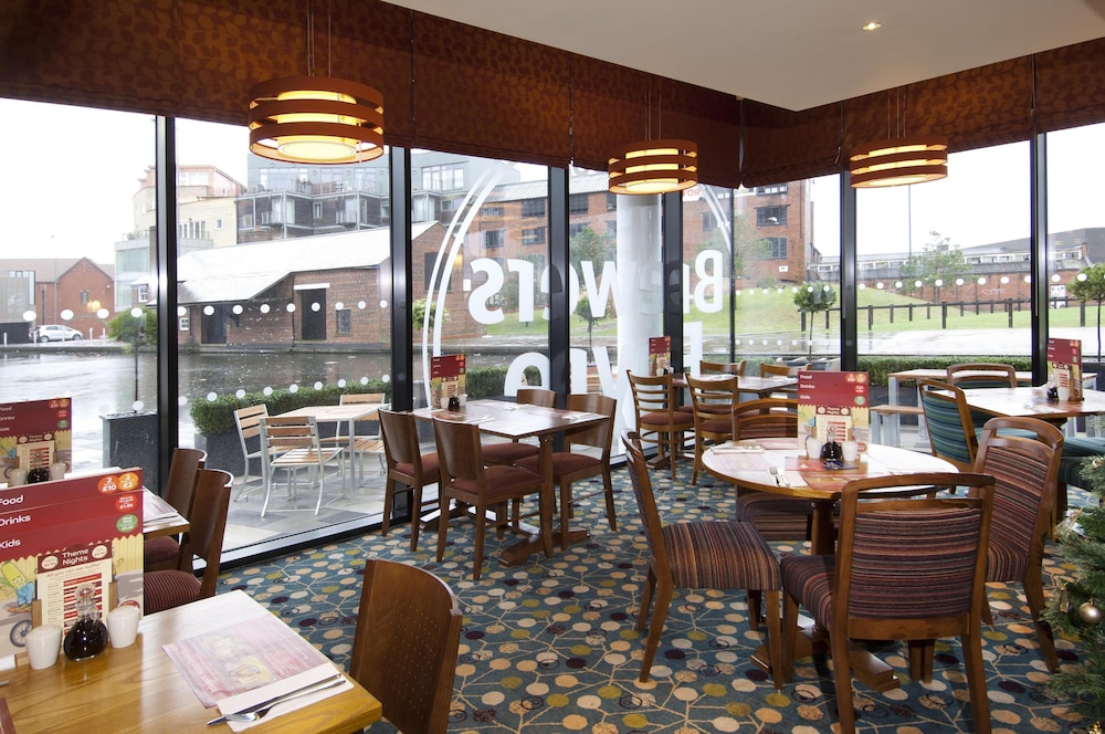 Premier Inn Walsall Town Centre 22/31