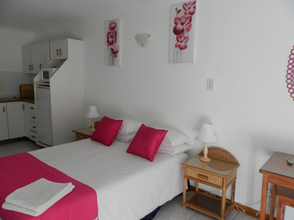Jo-A-Lize Lodge 15/47