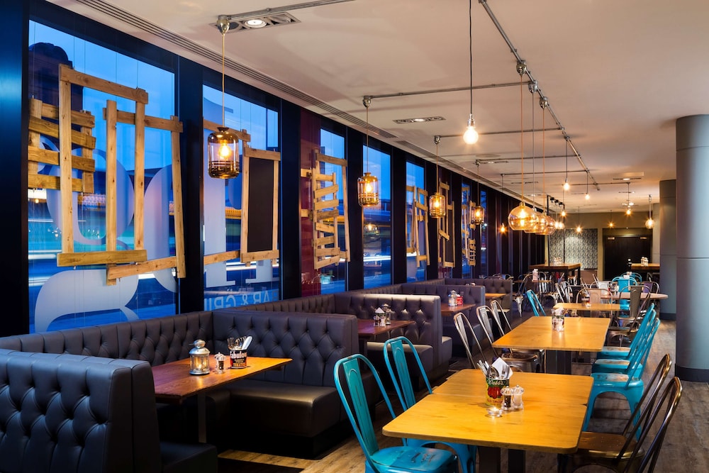 Radisson Hotel Manchester City Centre, A Verified Net Zero Hotel 78/91