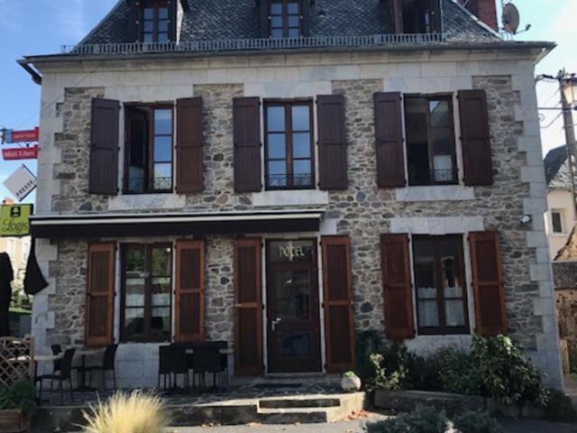 HOTEL LES COUDERCOUS 1/50