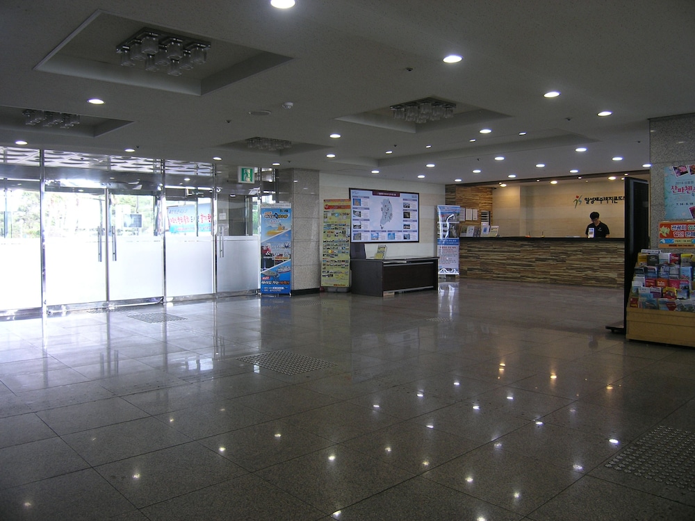 Il Sung Jeju Beach Resort 6/42
