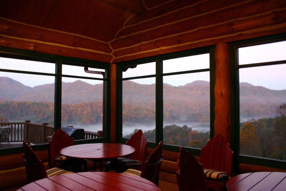 Wildberry Lodge Bed &amp; Breakfast 30/50