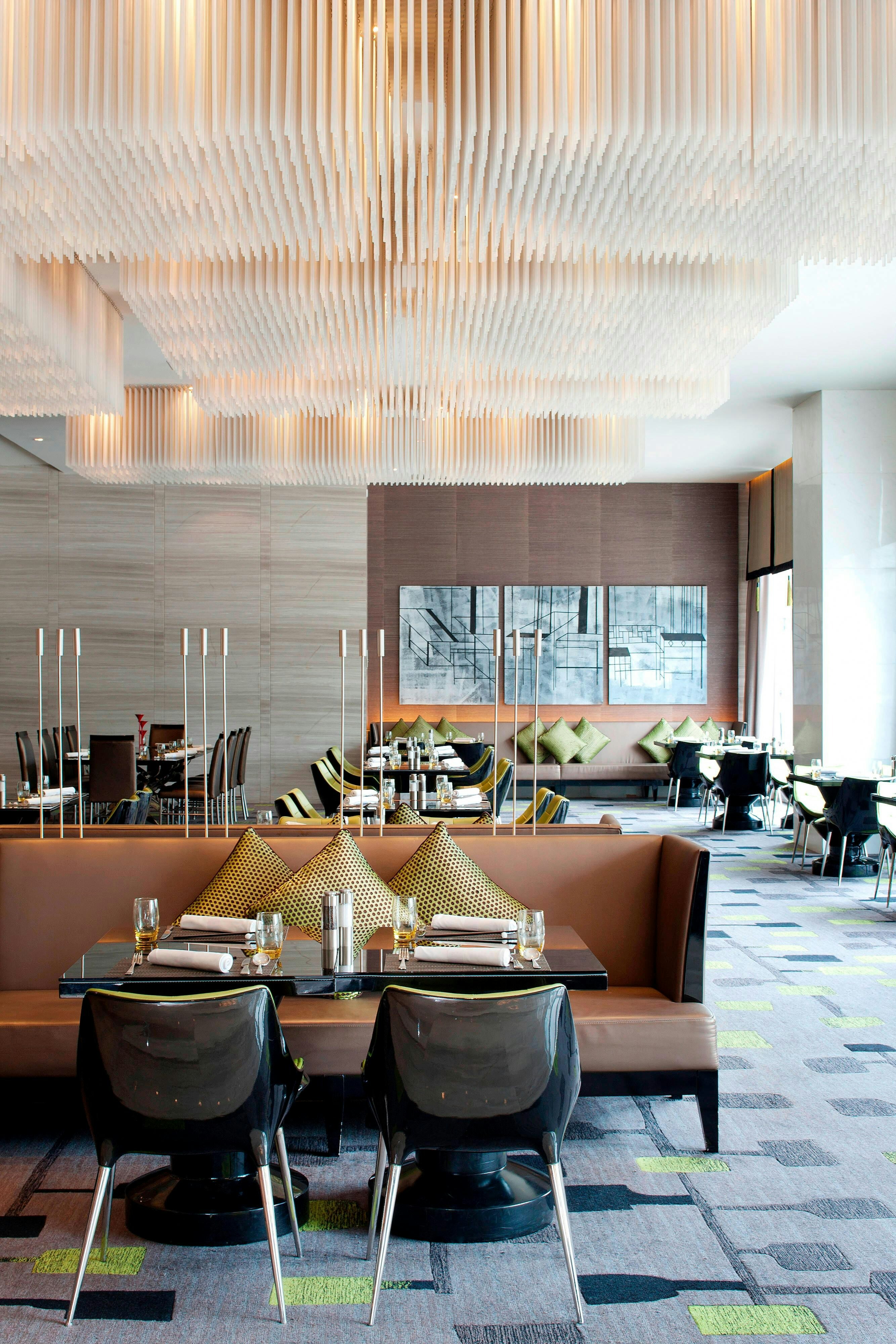 Le Meridien 24/37