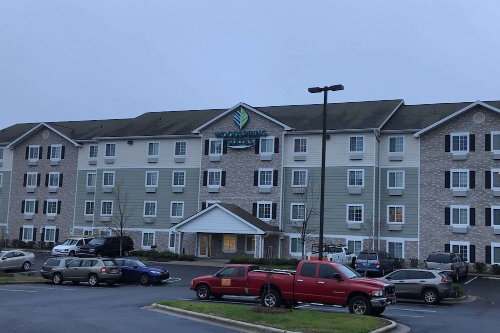 WoodSpring Suites Raleigh Apex 2/38