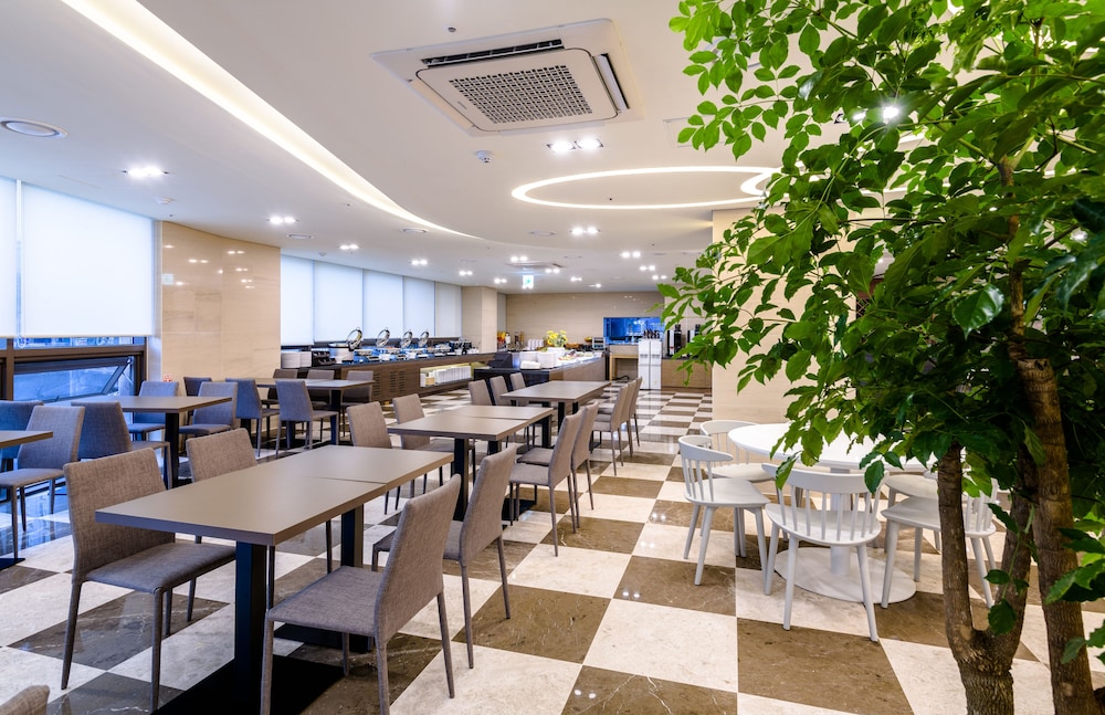 Asia Hotel Jeju 48/53