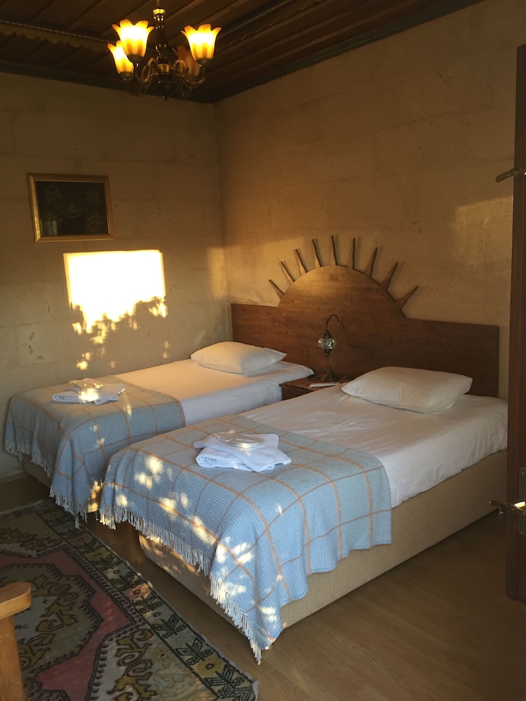 Helios Cave Hotel 31/50