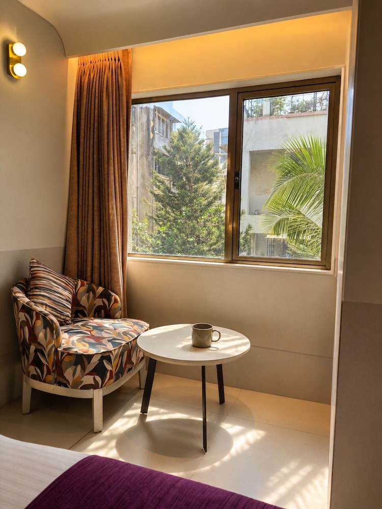 Oriental Residency Hotel 31/49
