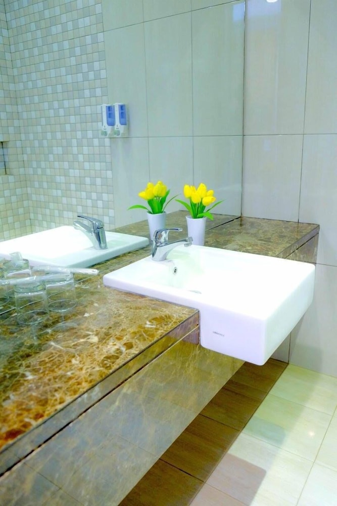 Hotel Lotus Subang 43/49
