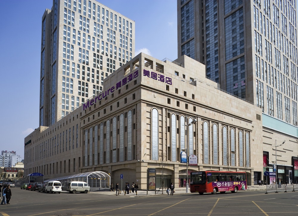 Mercure Harbin Sophia Church 69/73