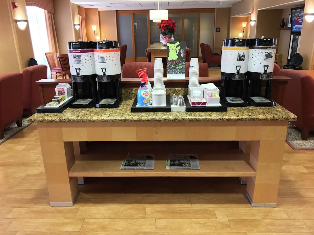 Hampton Inn Garden City, KS 30/33