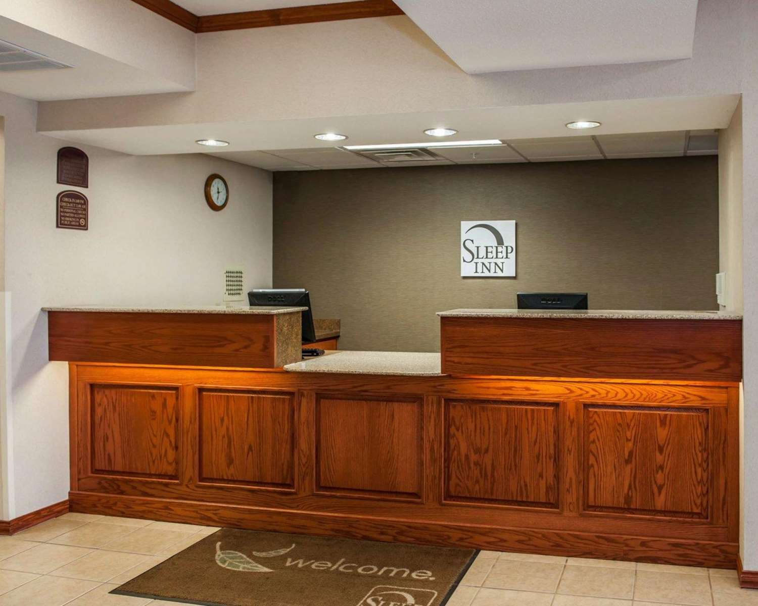 Sleep Inn South Bend Airport 6/25