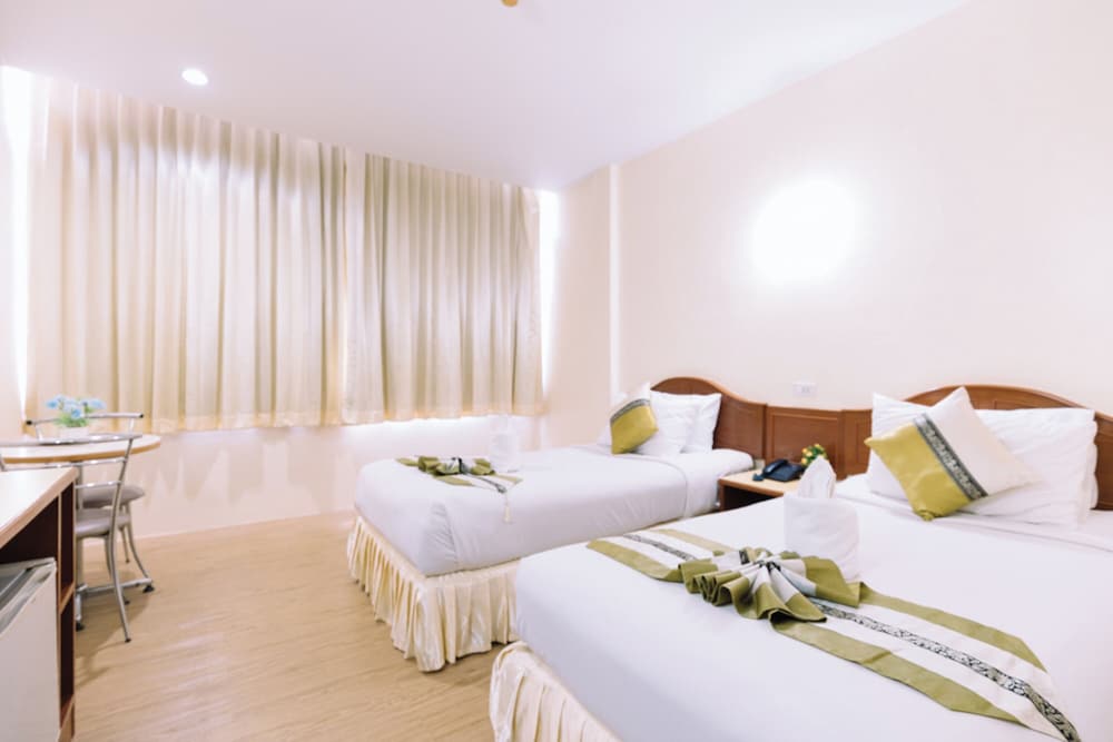 Chumphon Gardens Hotel 15/64
