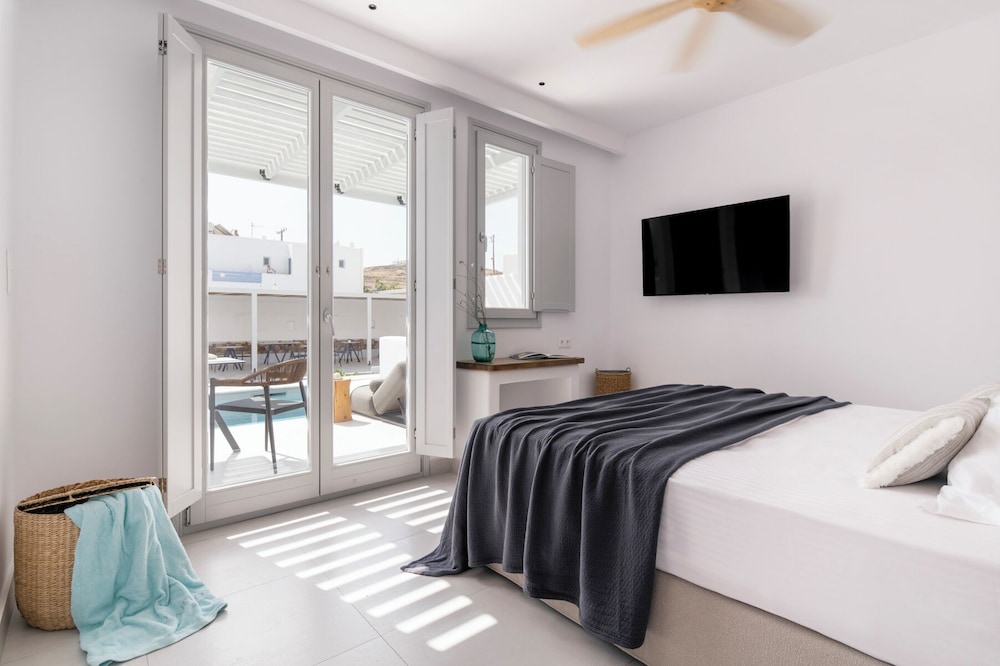Quartano Suites by Heliessa 9/45