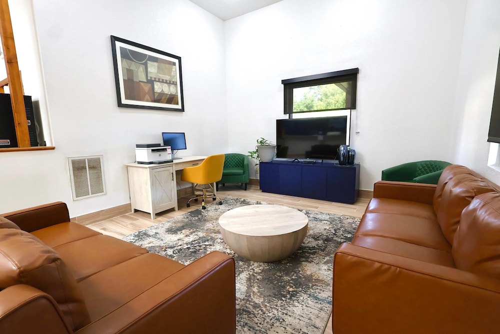 Quality Inn & Suites Circleville 41/53
