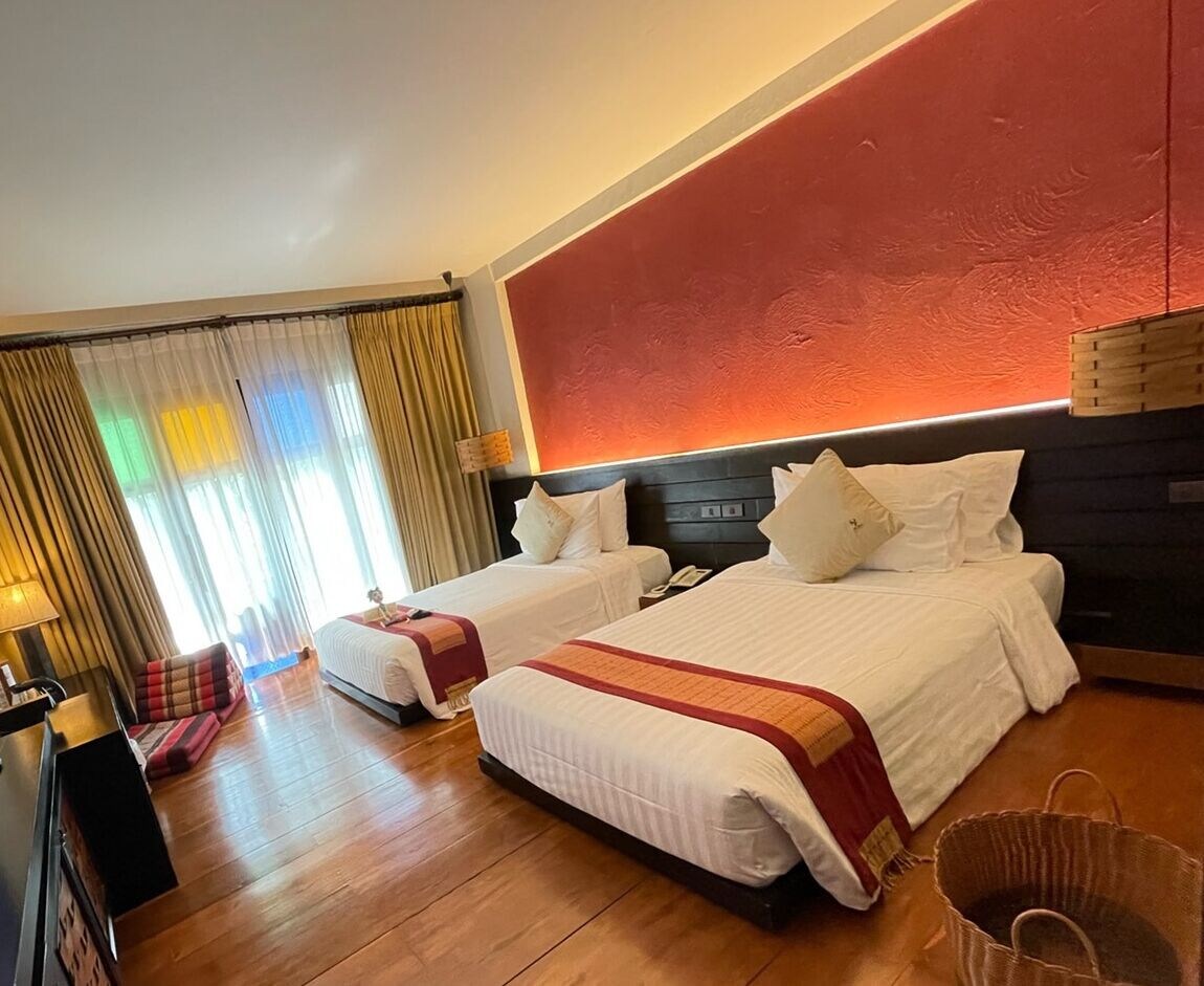 SUPERIOR, TWIN BEDS