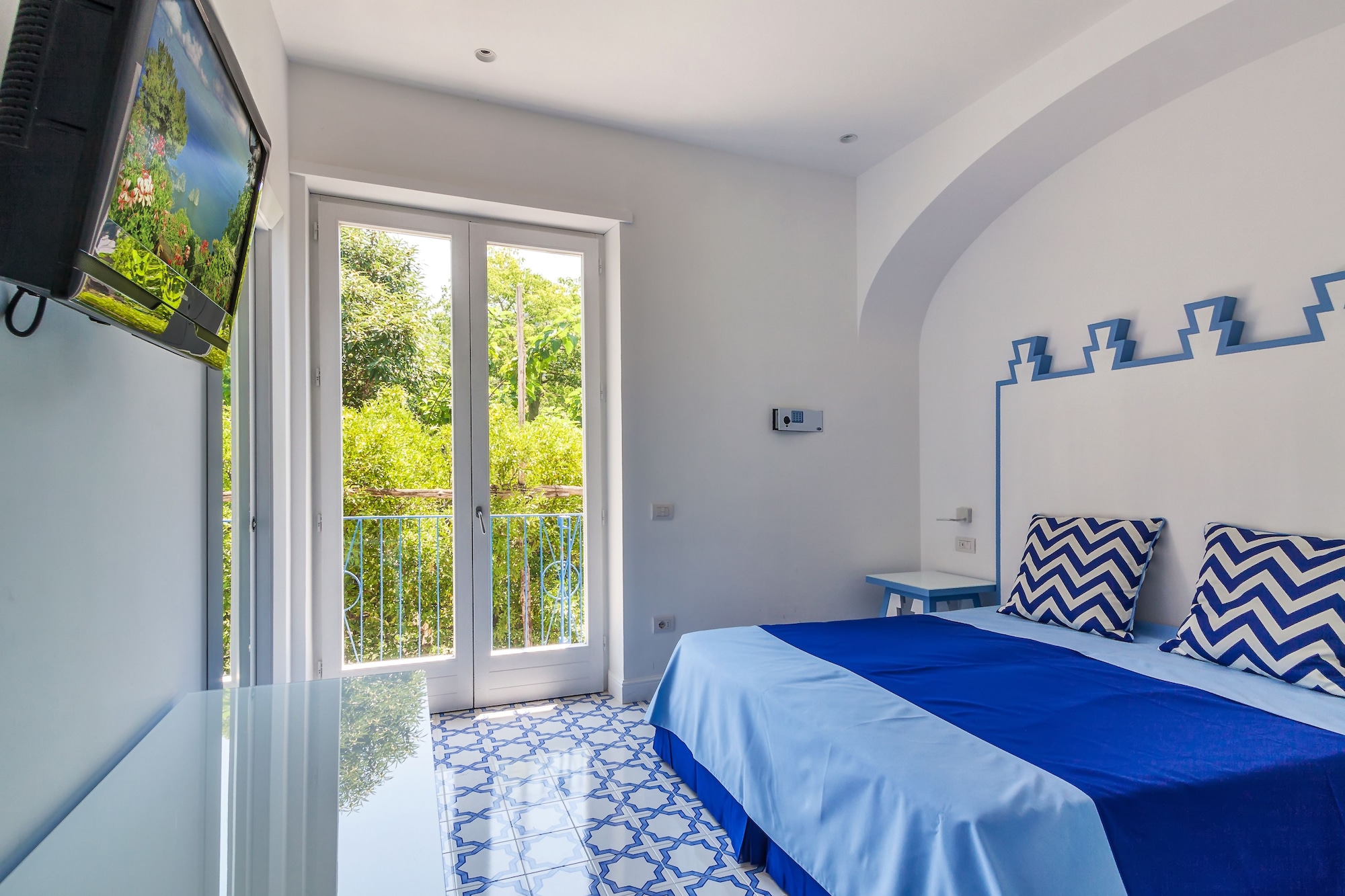 DESIGN, DOUBLE BED