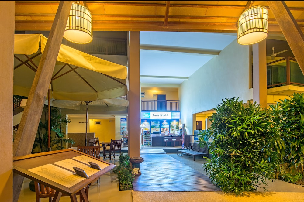 Lanta Pura Beach Resort 14/28