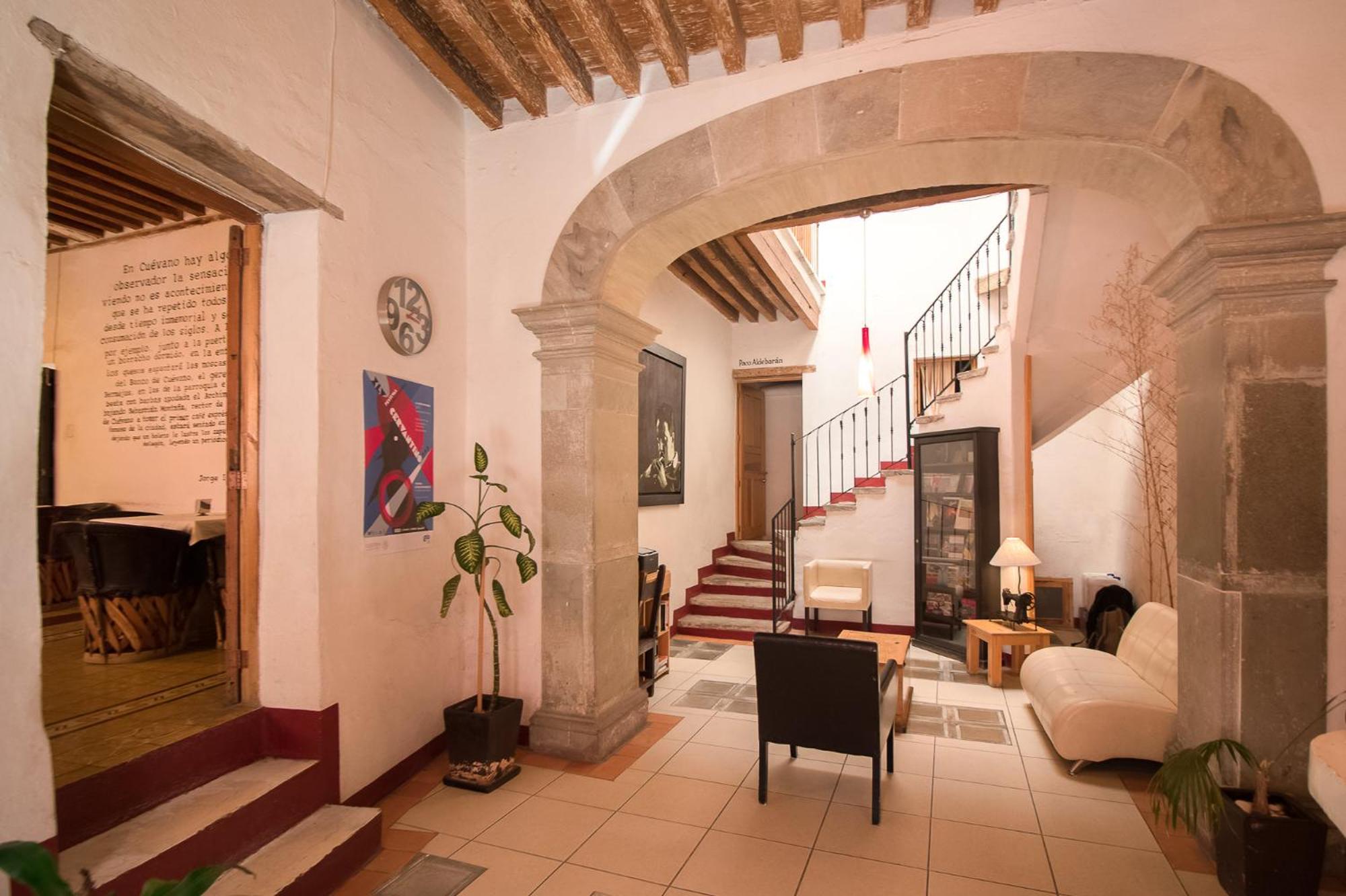Hotel Meson Cuevano 33/50