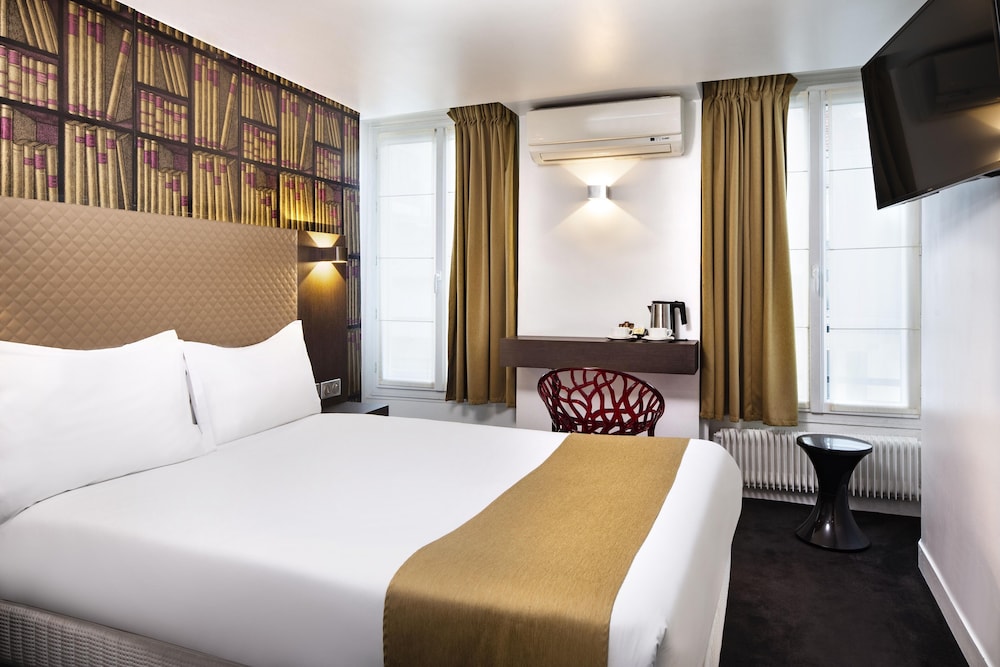 Hotel de La Gaite 10/66