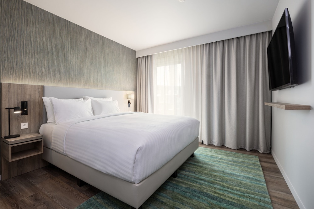Residence Inn Paris Charles de Gaulle Central Airport 6/32
