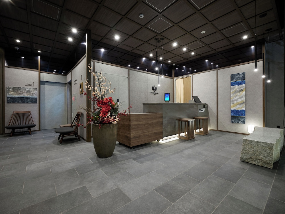 GRAND MONday GINZA 10/61