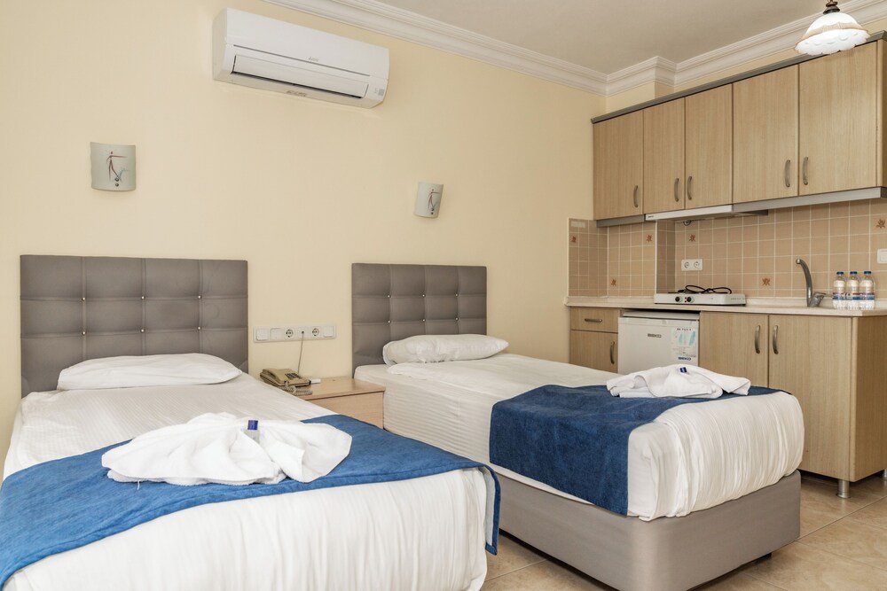 Berrak Su Hotel 26/50