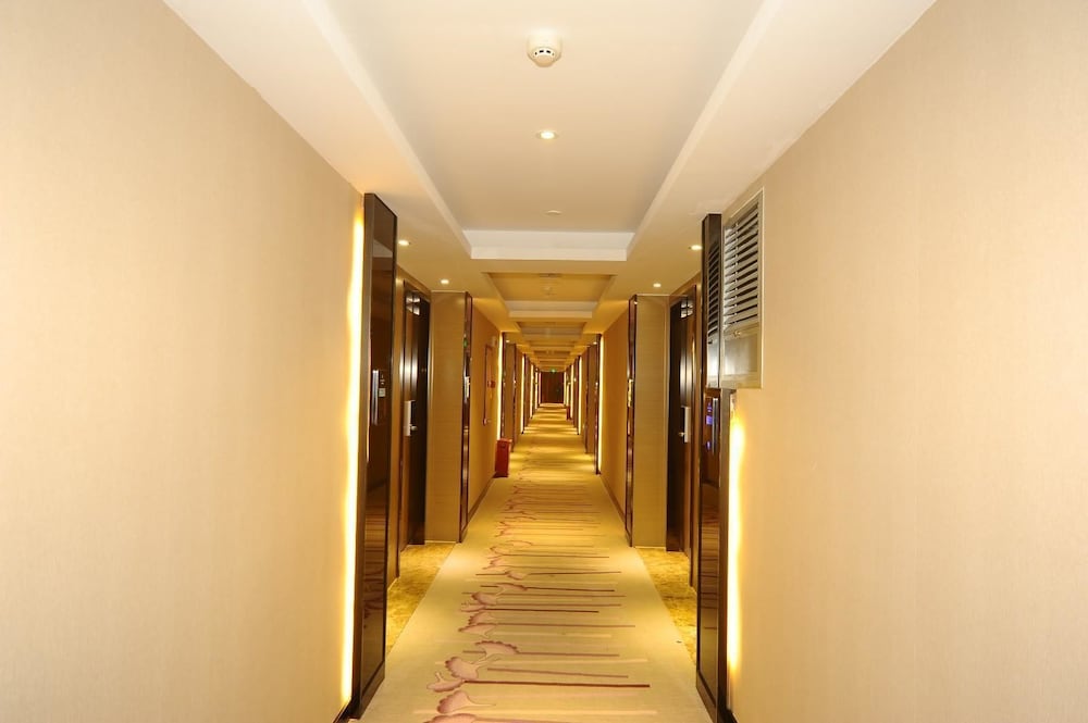Lavade Hotel Gz Kecun Metro Station Branch 45/56
