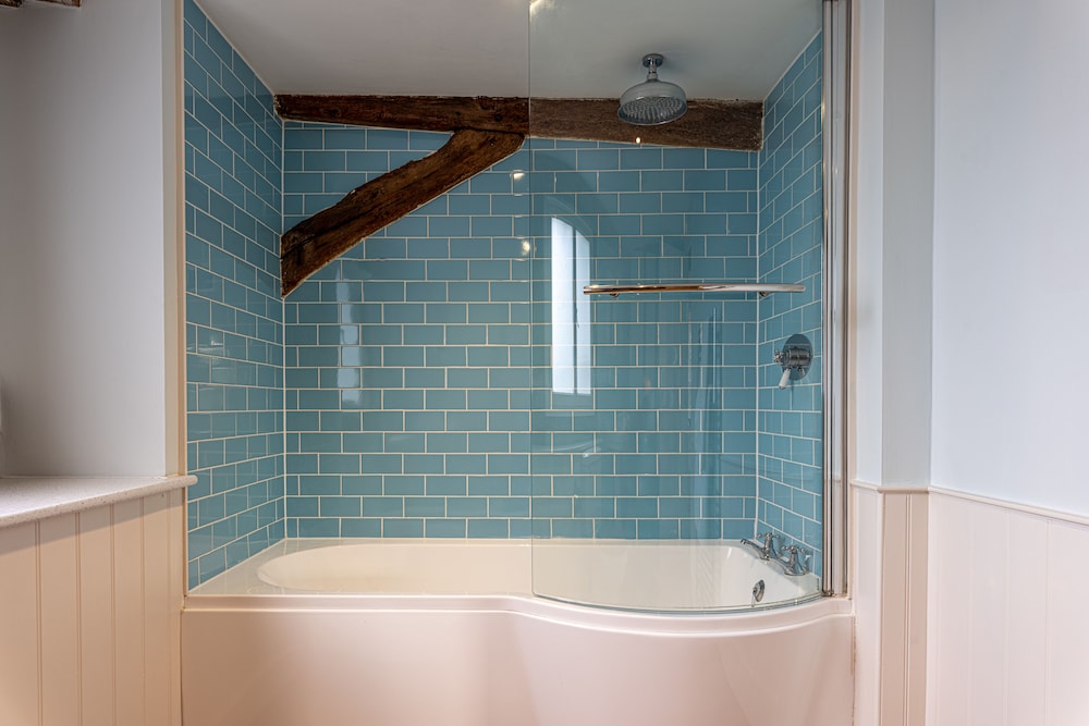 The Sun Inn 28/74