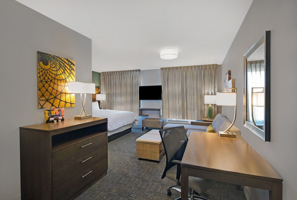 Staybridge Suites Sterling Heights Detroit Area 61/65