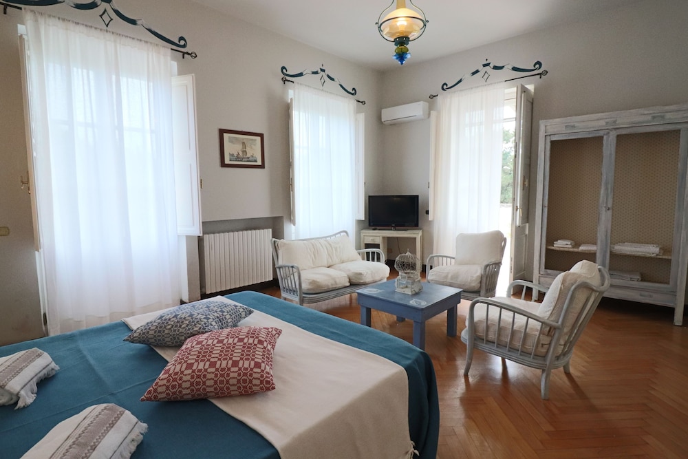 Relais Delle Rose Bed And Breakfast 39/84