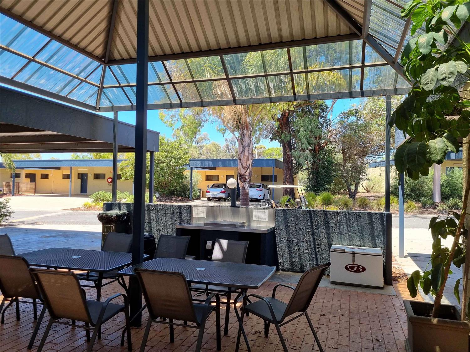 Comfort Inn & Suites Riverland 21/27