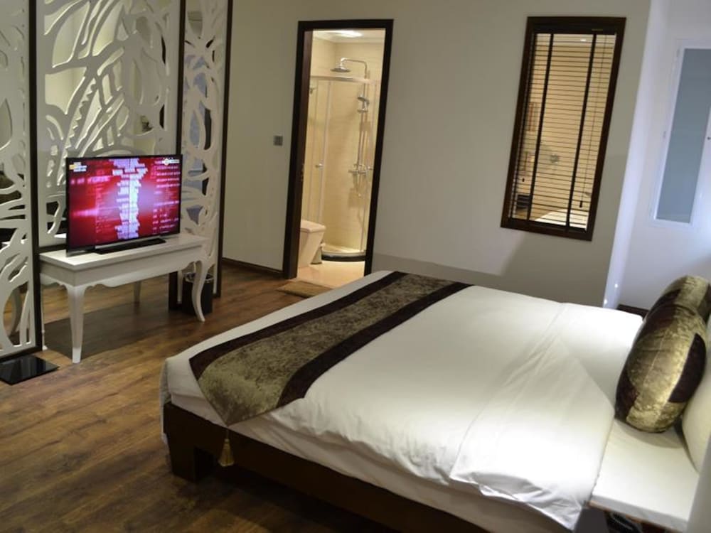 City Bay Palace Hotel 28/70