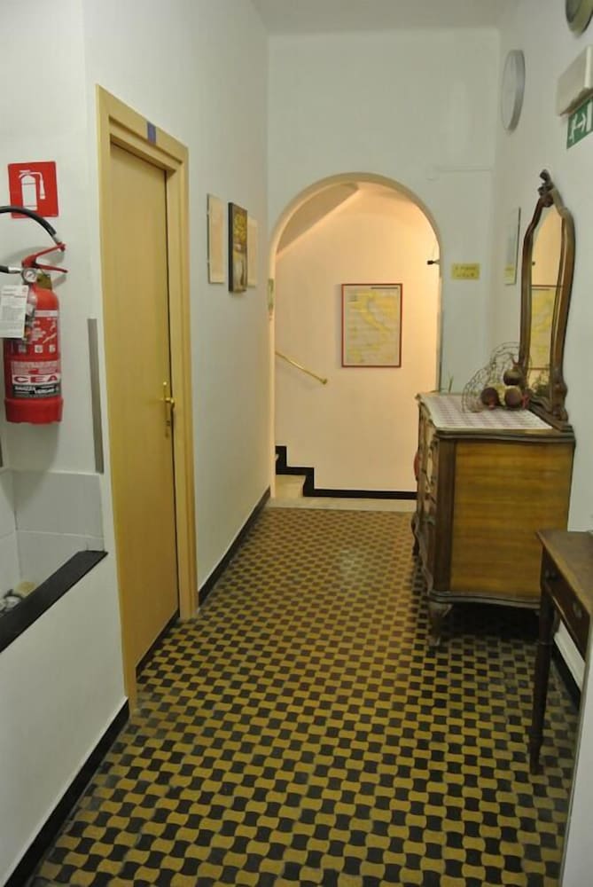 Hotel Major Genova 5/28