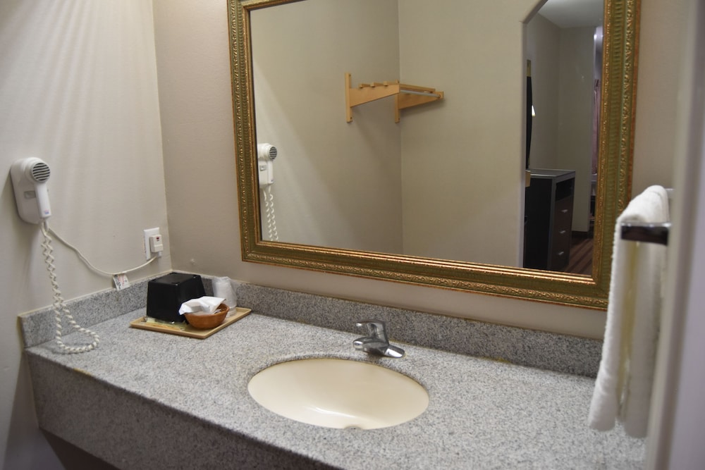 1 BEDROOM, PREMIUM