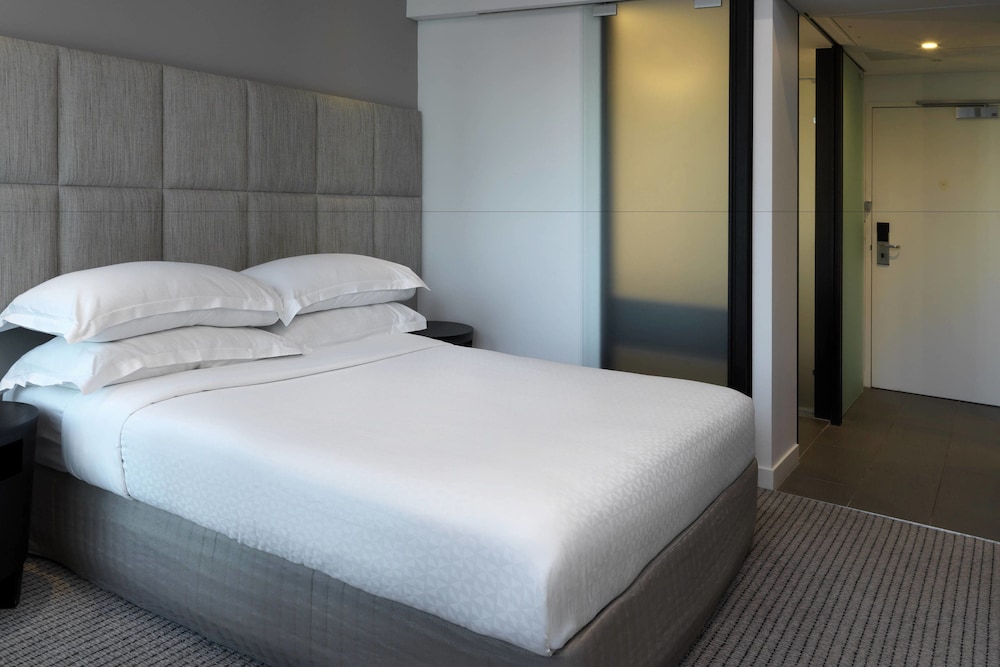 Four Points By Sheraton 8/42