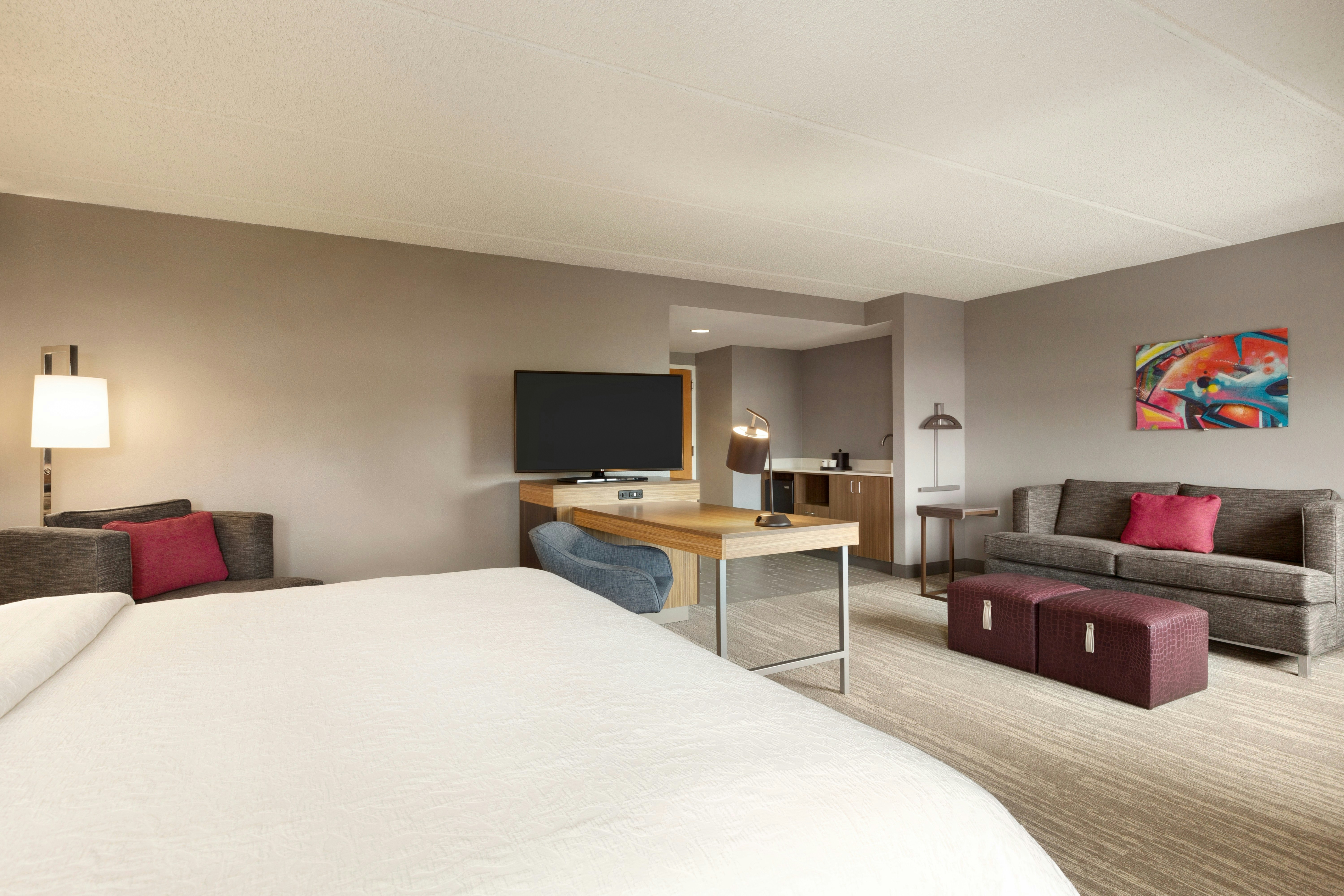 ROOM, KING BED
