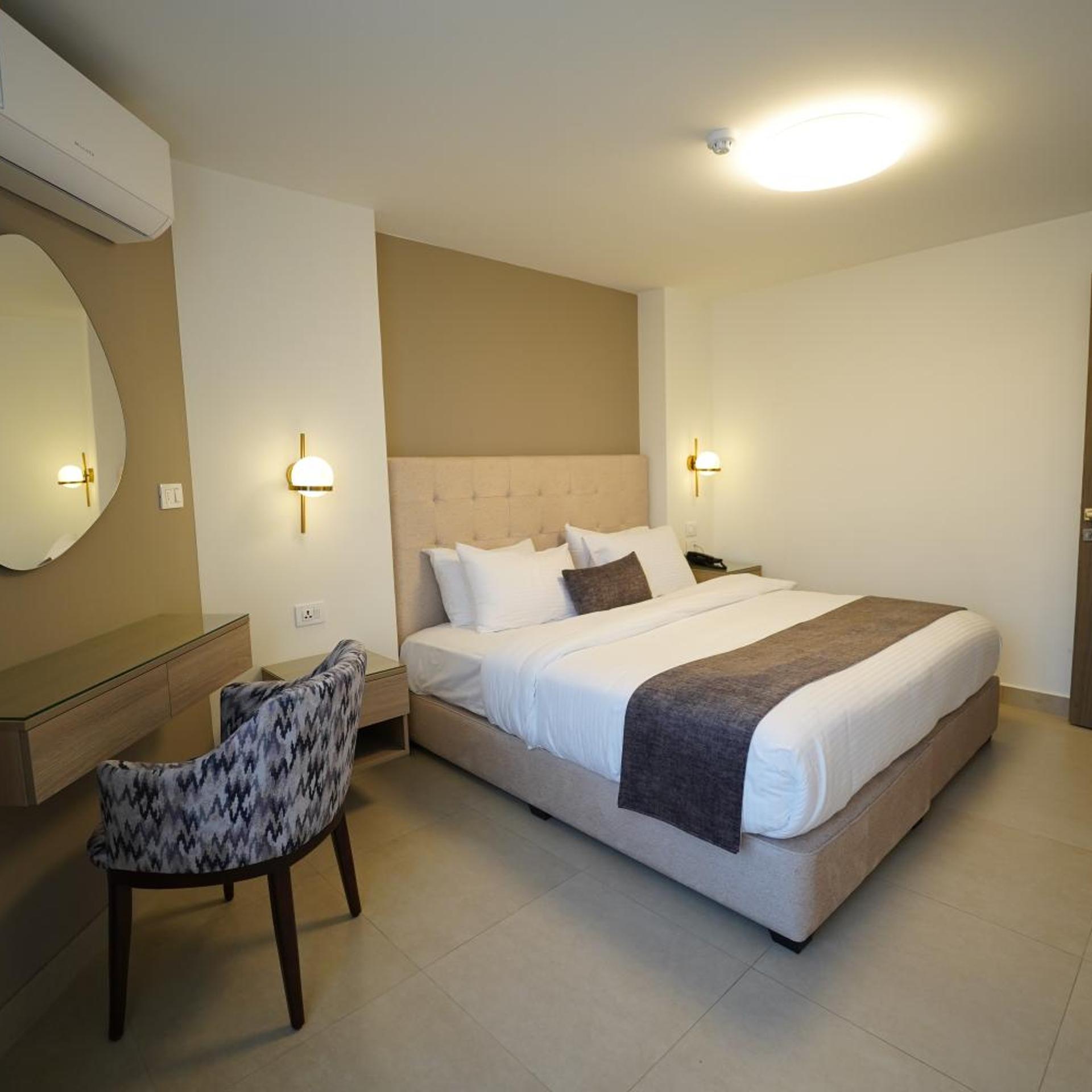 Red Carpet Suites 34/65